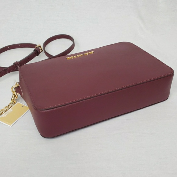 Sold 🔴 Jet Set Item Lg EW Crossbody Merlot - Picture 6 of 7